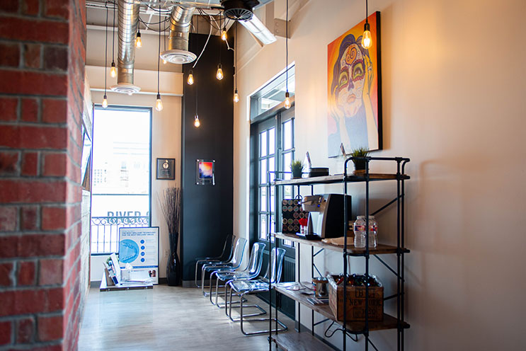 Emergency Dental Extraction Houston | Broken Tooth Repair Dentist Near Me