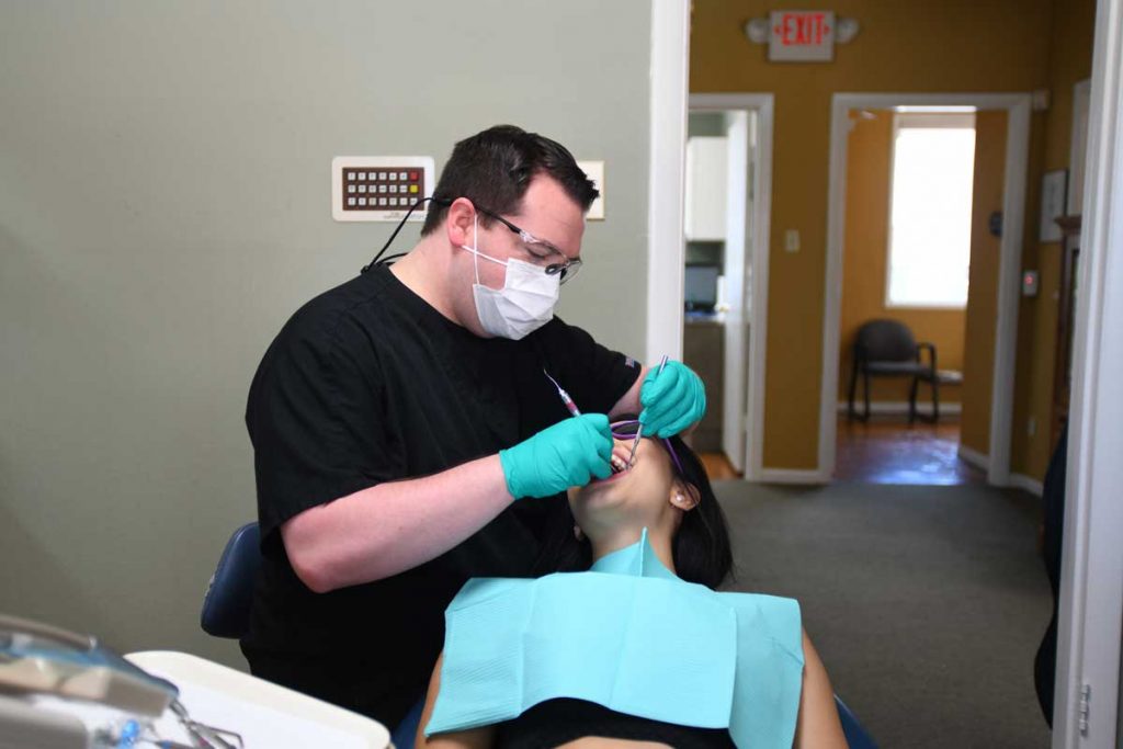 Teeth Whitening Near Me | Teeth Whitening Dentist Houston TX